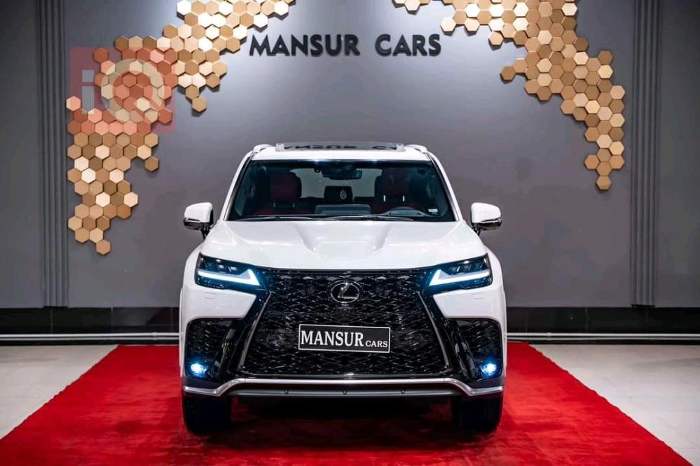 Lexus LX
